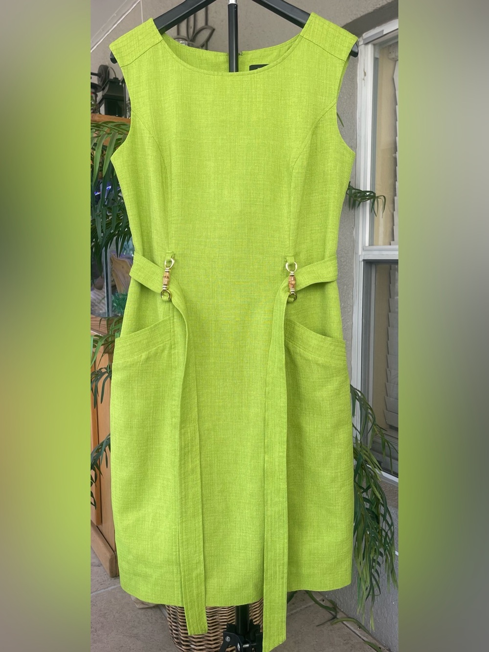 Ellen Tracy cocktail work Sleeveless Midi Shift Dress with Ring-Belt Details